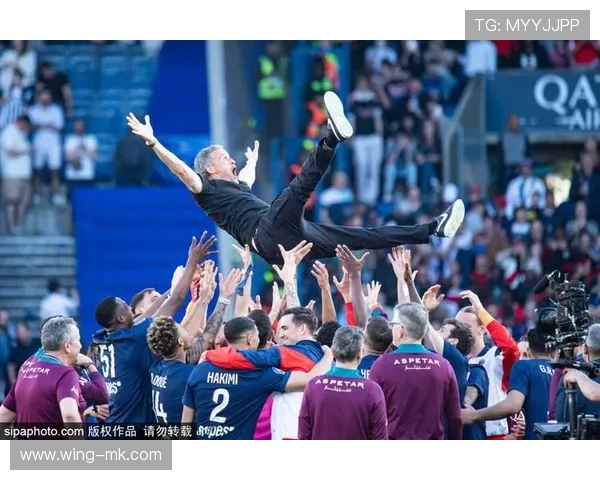 恩里克战术革新引领球队崛起，新赛季前景备受期待