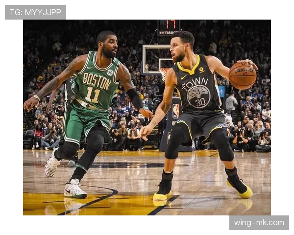 滕哈赫详解传球节奏：揭示提升球队进攻效率的关键秘诀